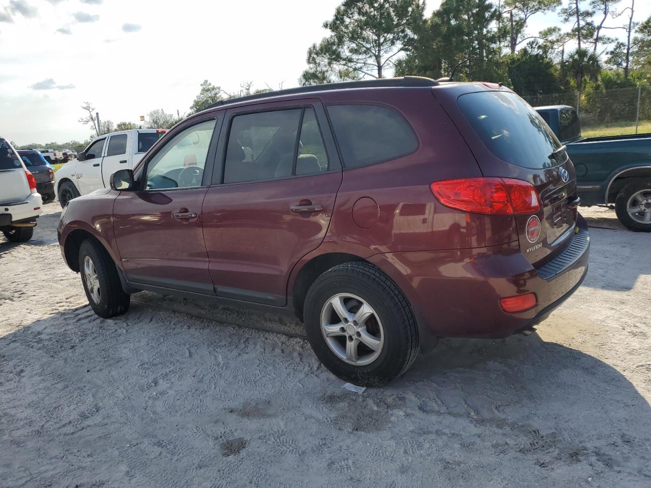 2008 Hyundai Santa Fe VIN 5NMSG13D68H226953 Copart auction photo, water/flood / minor dent/scratches damage thumbnail 2