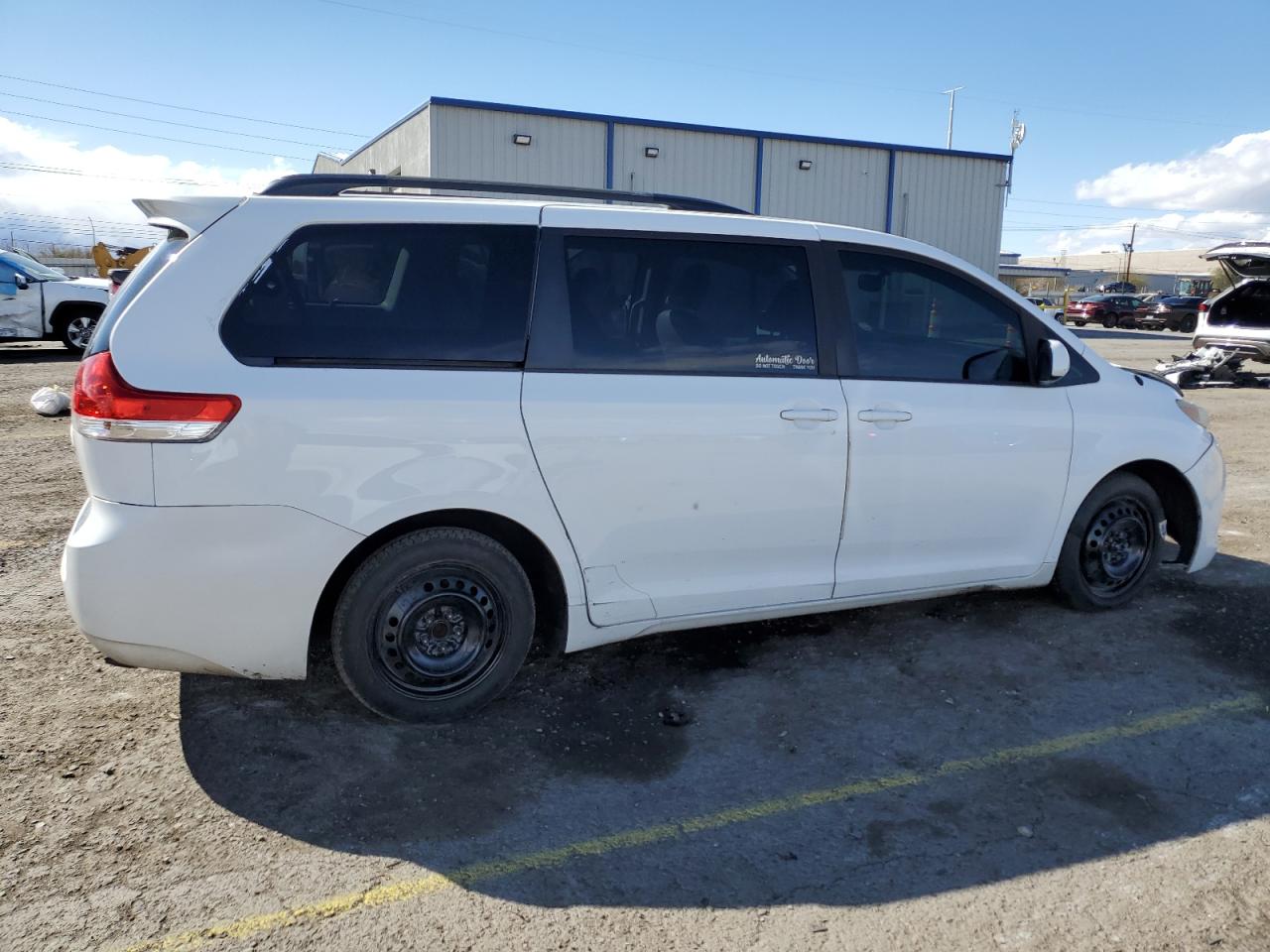 2012 Toyota Sienna VIN 5TDYK3DC7CS234513 Copart auction photo, front end damage thumbnail 3