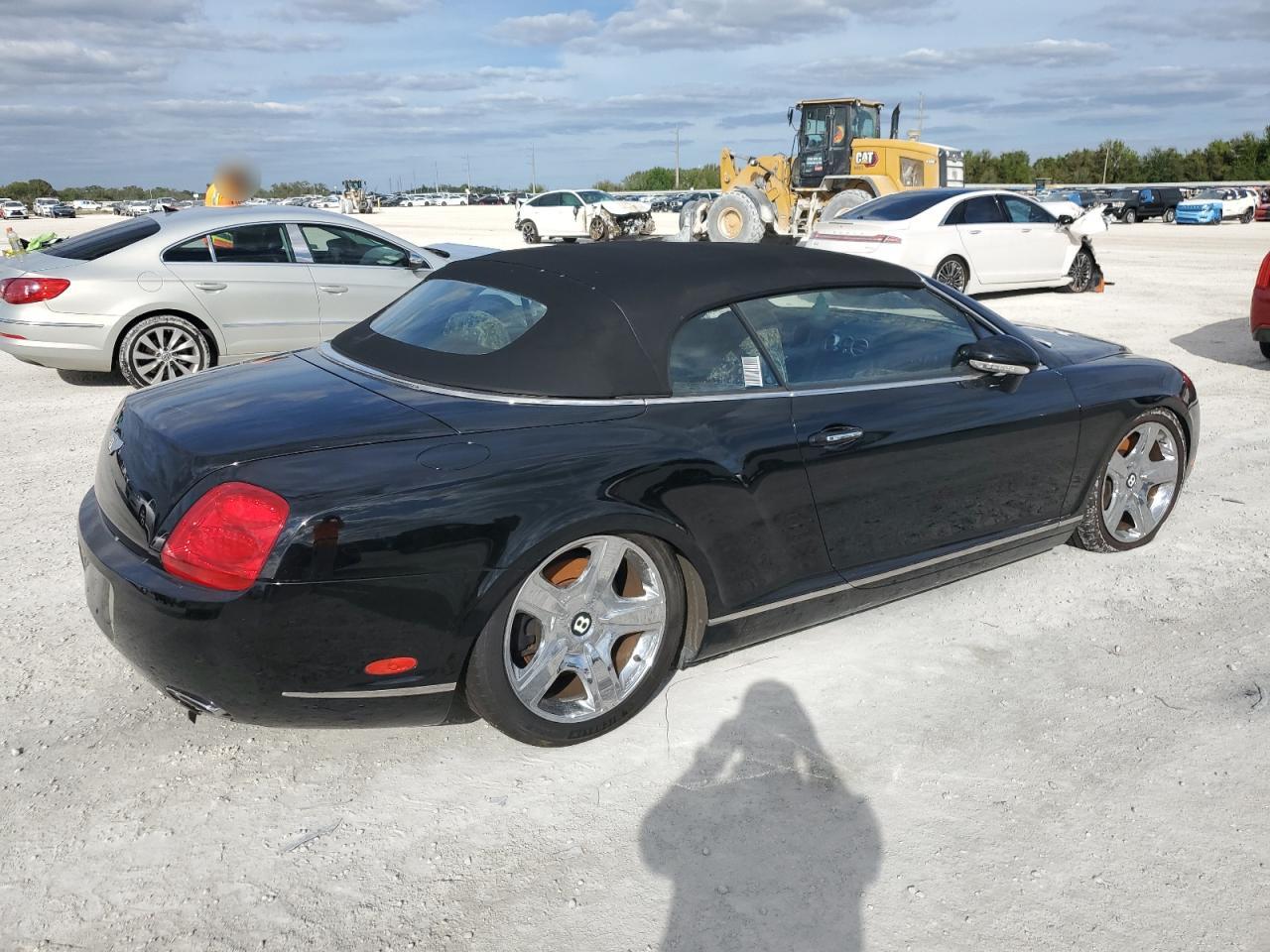 2007 Bentley Continental VIN SCBDR33W17C050216 Copart auction photo, water/flood damage thumbnail 3