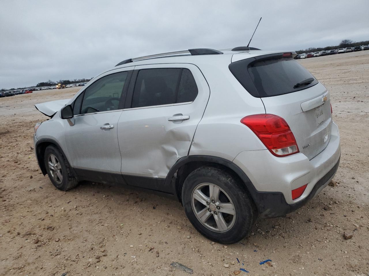 2018 Chevrolet Trax VIN 3GNCJLSB1JL332969 Copart auction photo, front end / side damage thumbnail 2