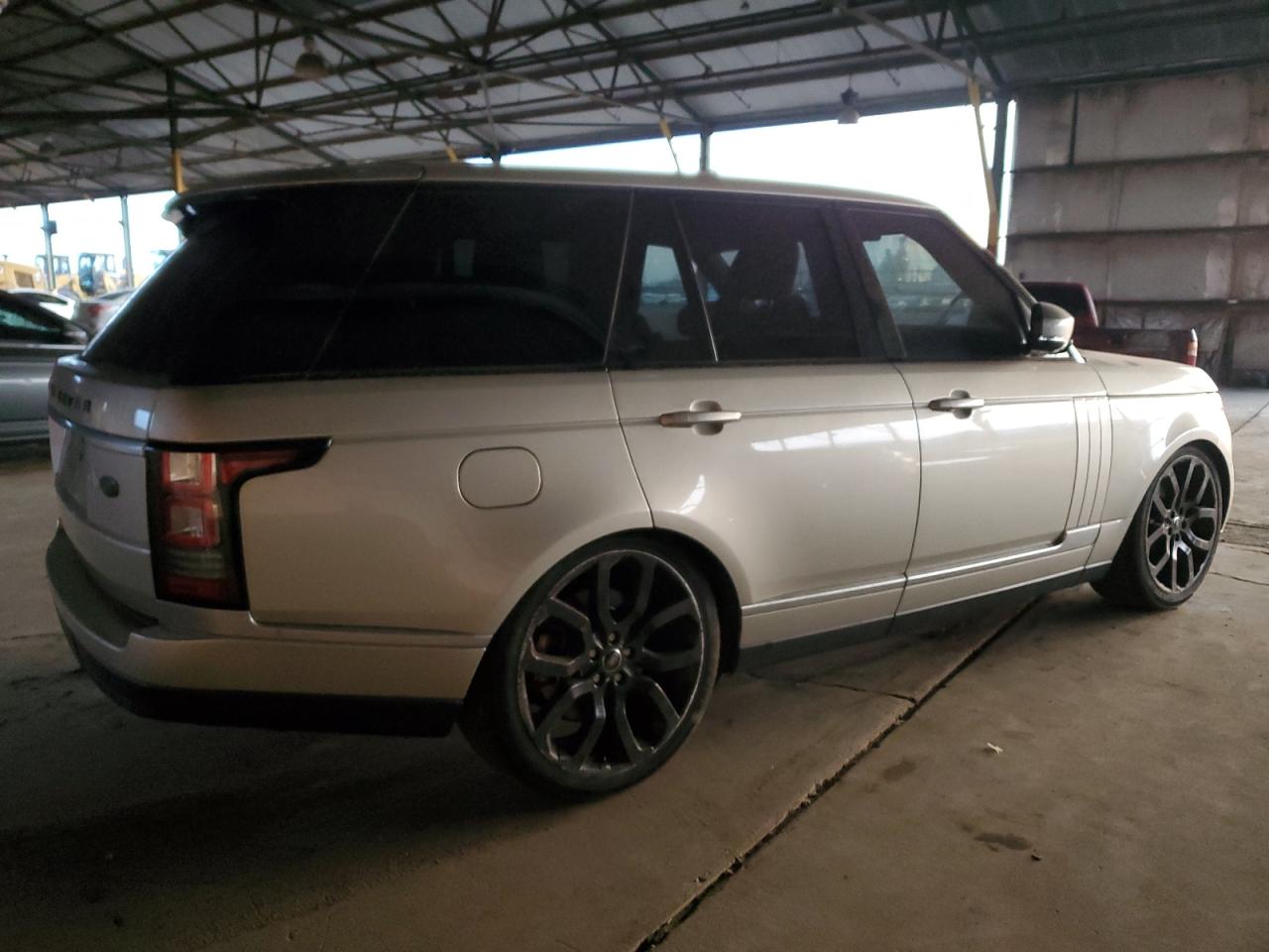 2013 Land Rover Range Rover VIN SALGS2DFXDA118570 Copart auction photo, minor dent/scratches damage thumbnail 3
