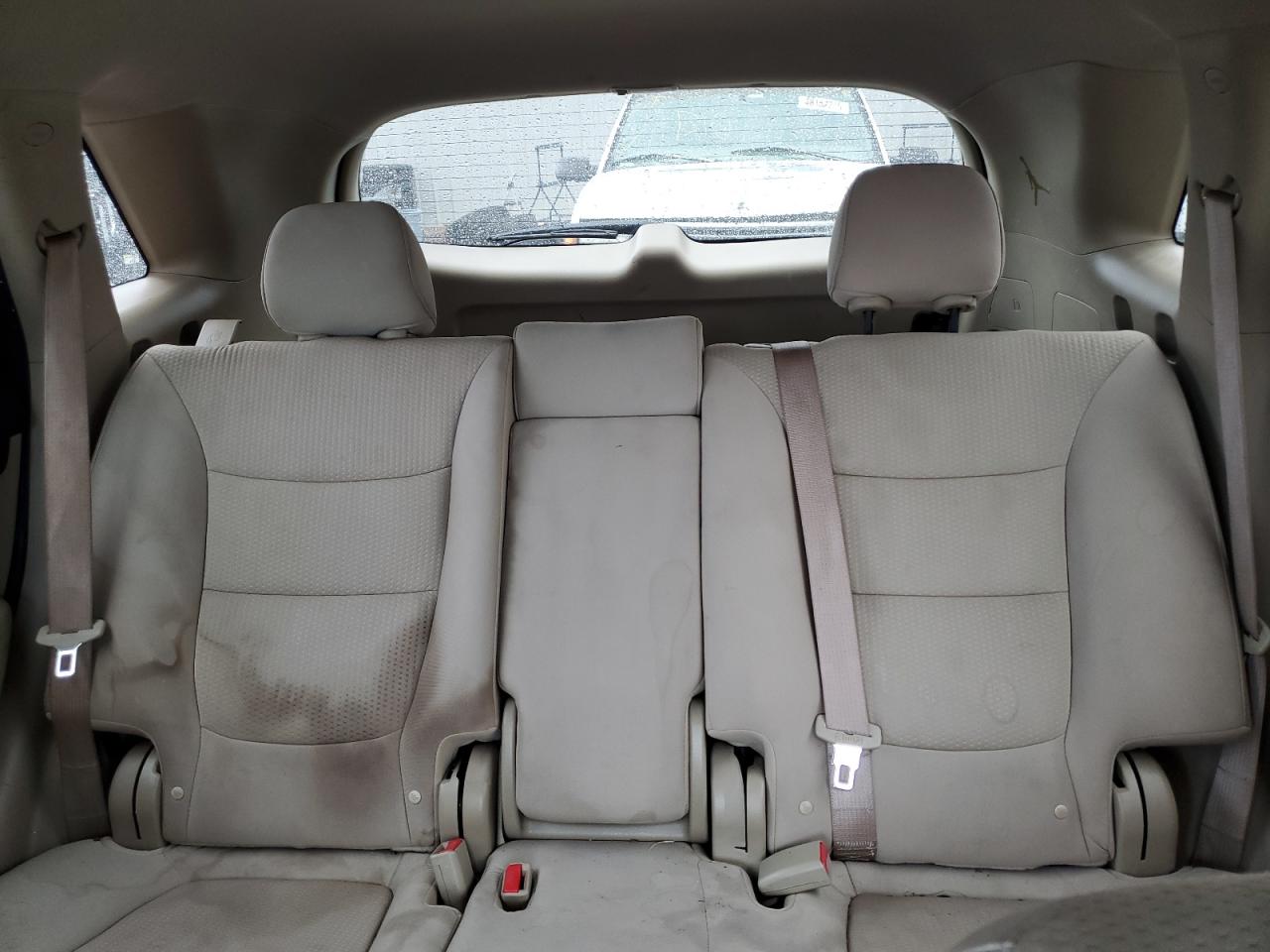 2011 KIA Sorento VIN 5XYKT3A1XBG178567 Copart auction photo, rear end damage thumbnail 10