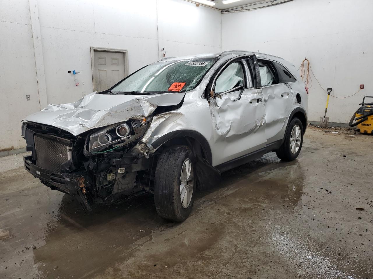 2017 KIA Sorento VIN 5XYPG4A57HG223668