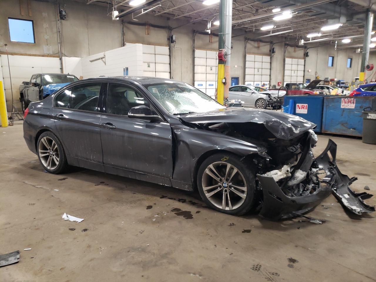 2013 BMW 3er VIN WBA3B3C55DF542100 Copart auction photo, front end damage thumbnail 4