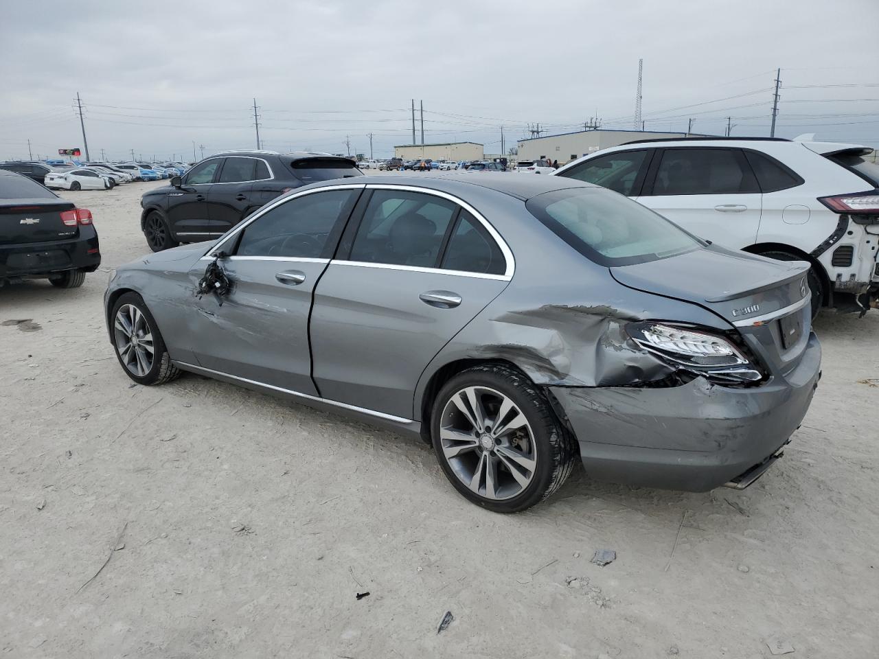 2016 Mercedes-Benz C-klasse VIN 55SWF4JB6GU122811 Copart auction photo, side damage thumbnail 2