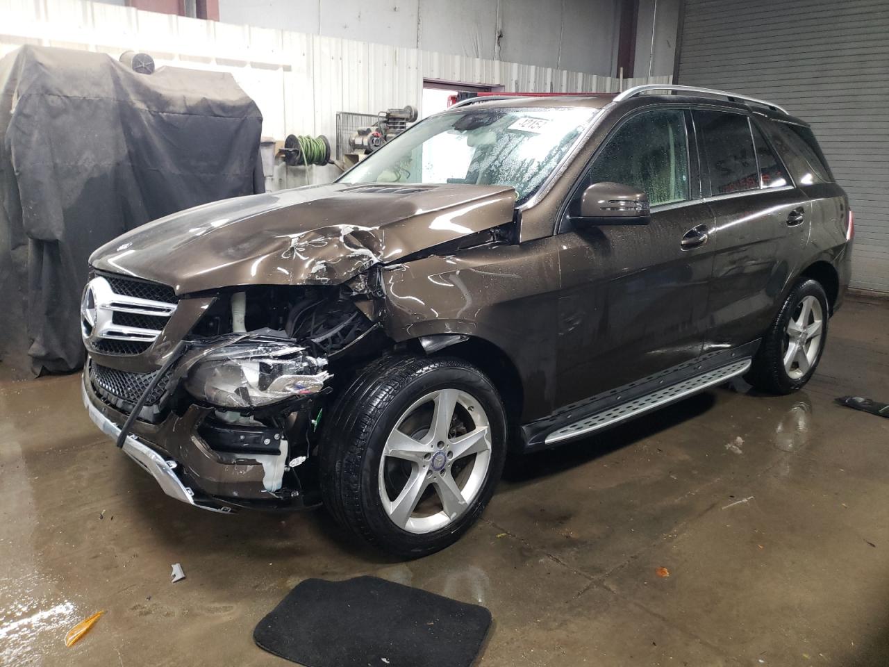 2016 Mercedes-Benz GLE VIN 4JGDA5HB6GA806426