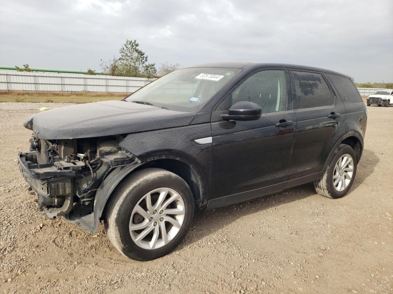2017 Land Rover Discovery VIN SALCR2BG9HH673125