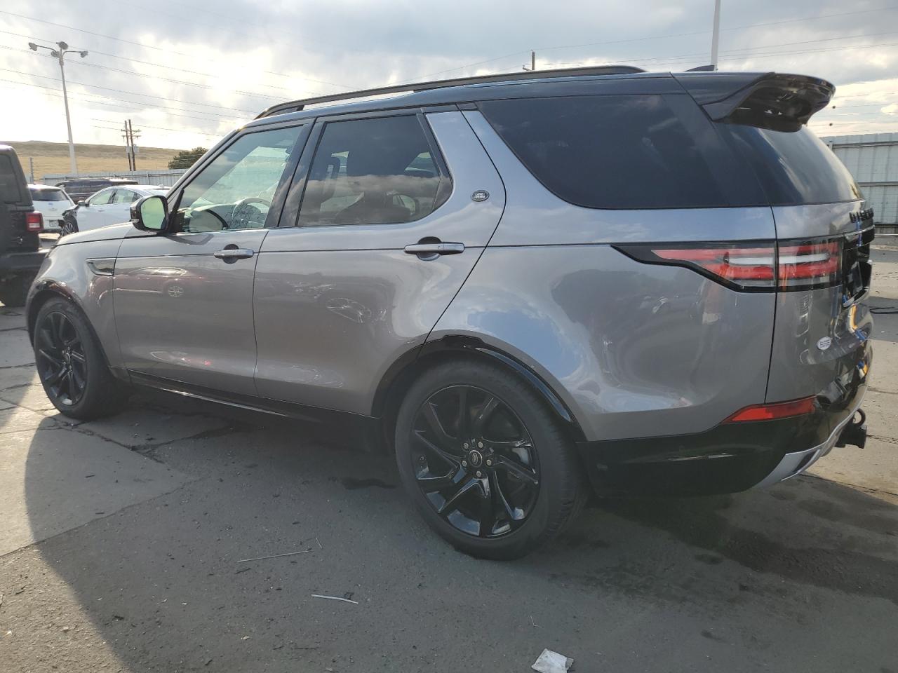 2020 Land Rover Discovery VIN SALRU2RV1L2421359 Copart auction photo, front end damage thumbnail 2