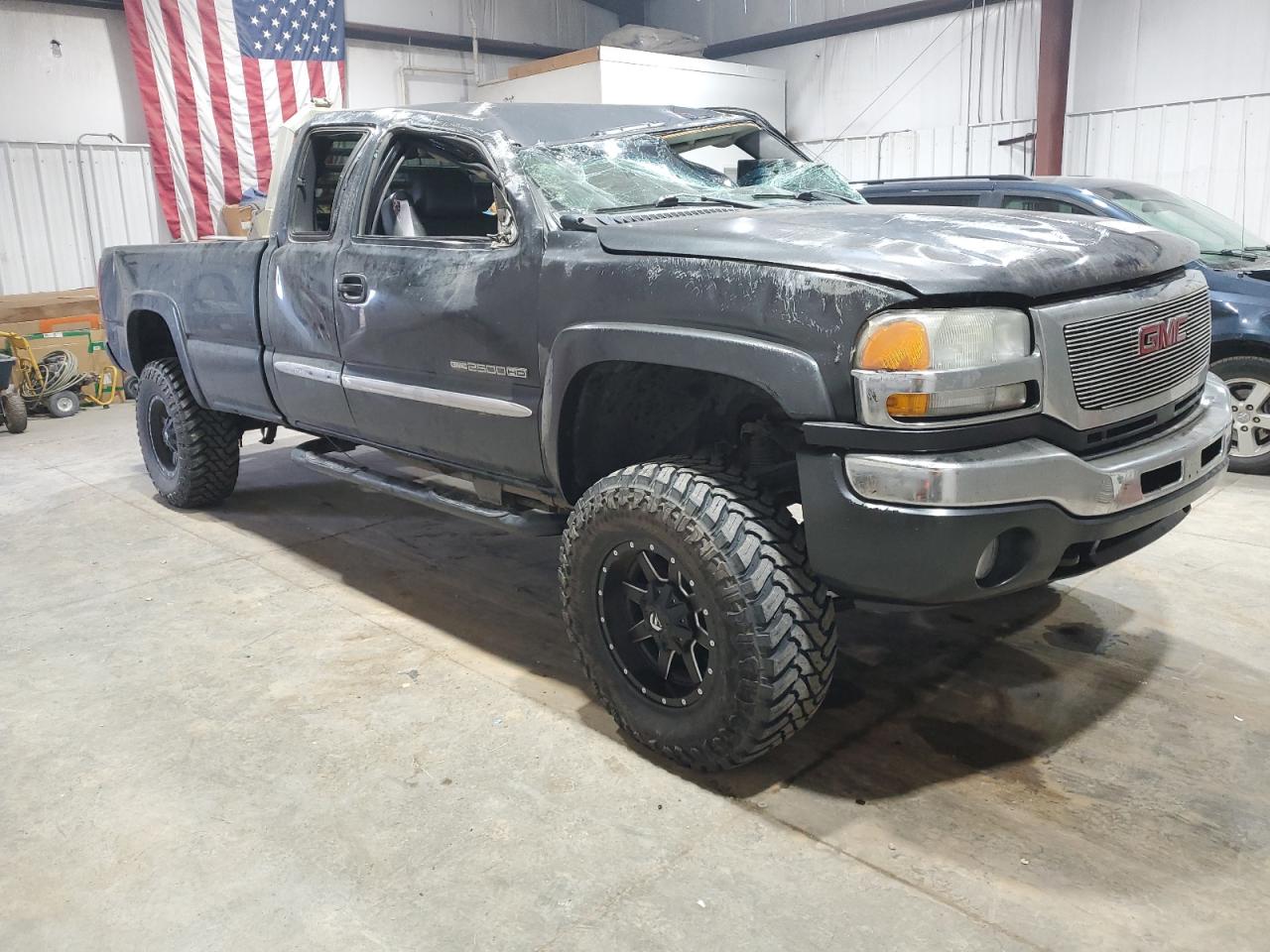 2003 GMC Sierra VIN 1GTHK29GX3E246957 Copart auction photo, rollover damage thumbnail 4