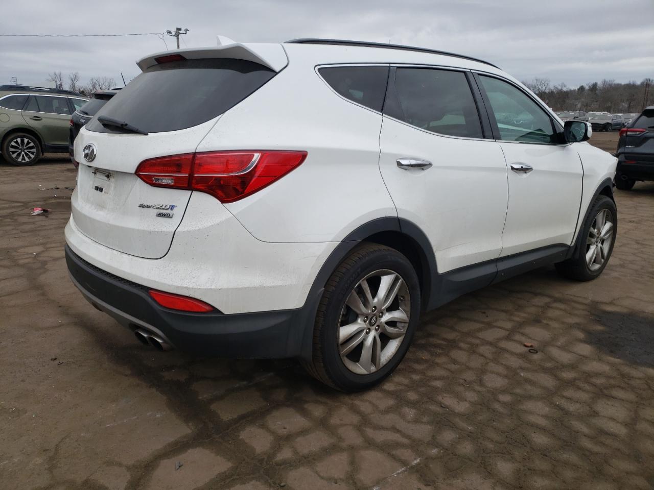 2014 Hyundai Santa Fe VIN 5XYZUDLAXEG215331 Copart auction photo, front end / minor dent/scratches damage thumbnail 3
