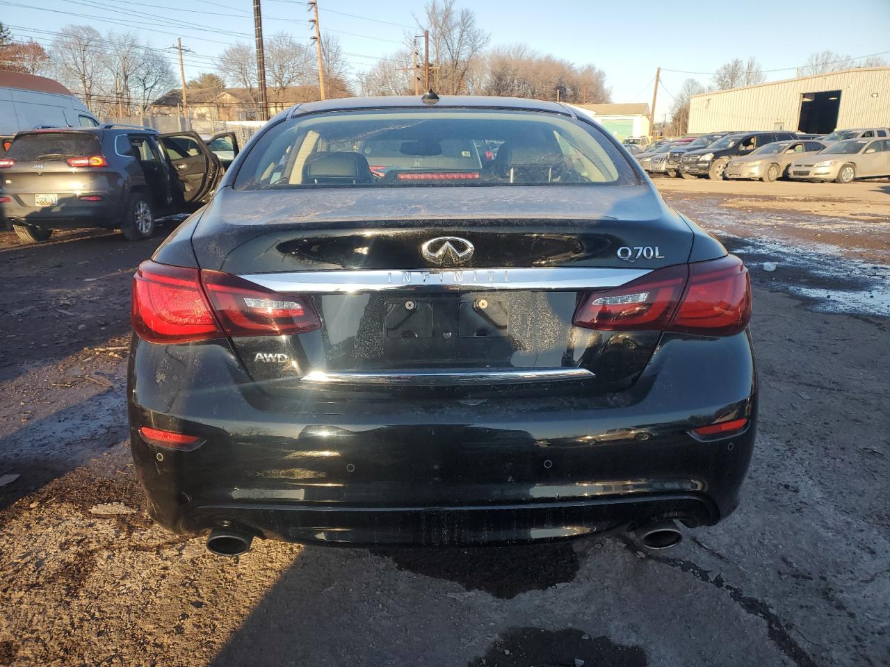 2017 Infiniti Q70 VIN JN1BY1PR2HM210568 Copart auction photo, vandalism / front end damage thumbnail 6