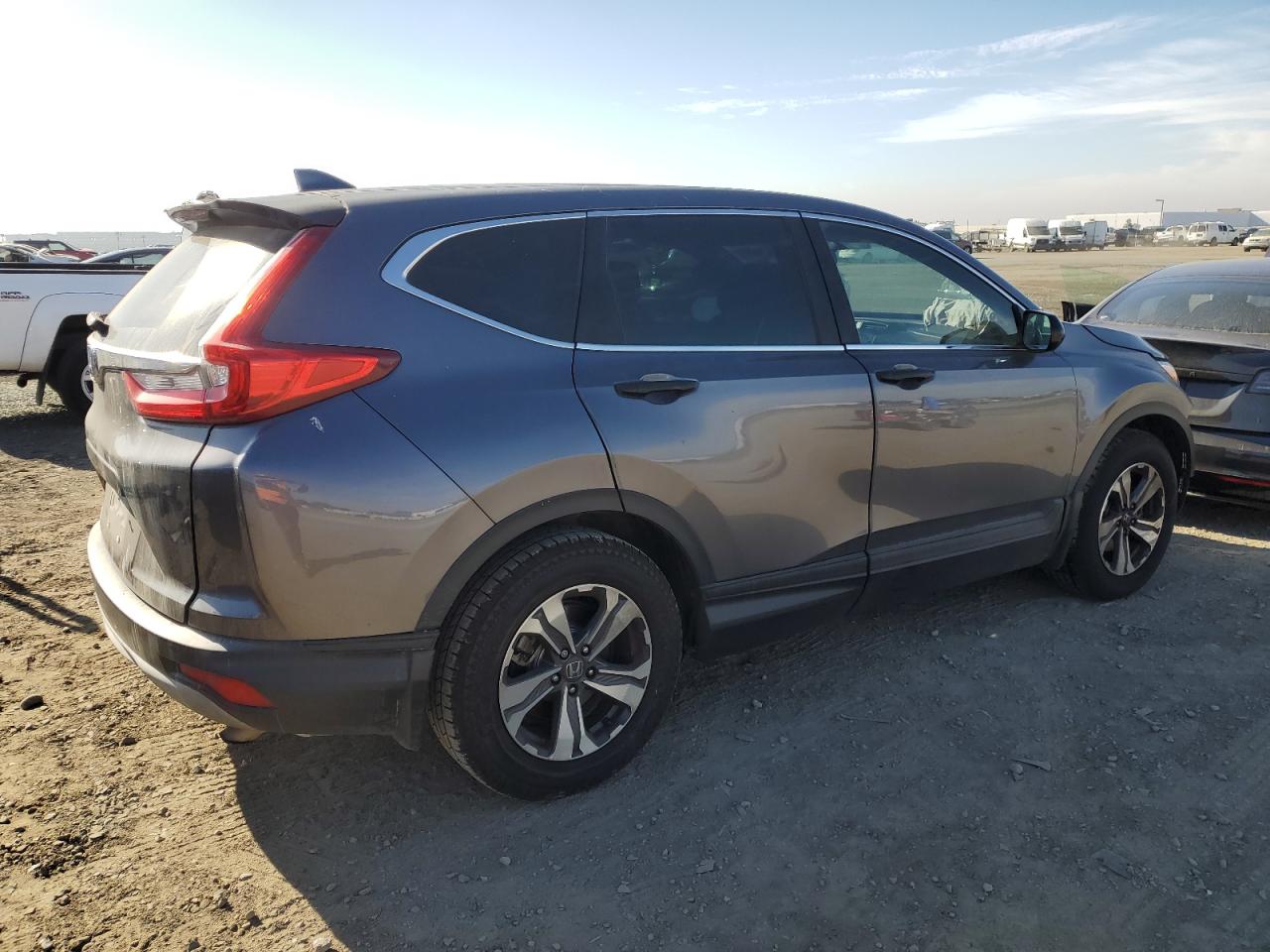 2018 Honda CR-V VIN 2HKRW5H35JH426031 Copart auction photo, all over damage thumbnail 3