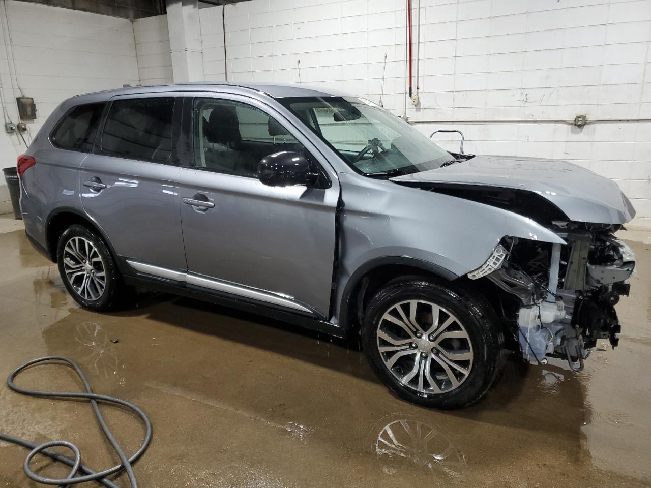 2018 Mitsubishi Outlander VIN JA4AZ3A3XJJ000467 Copart auction photo, front end / rear end damage thumbnail 4