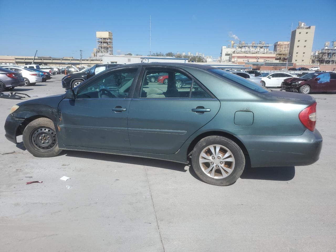 2004 Toyota Camry VIN 4T1BF32KX4U070641 Copart auction photo, all over damage thumbnail 2