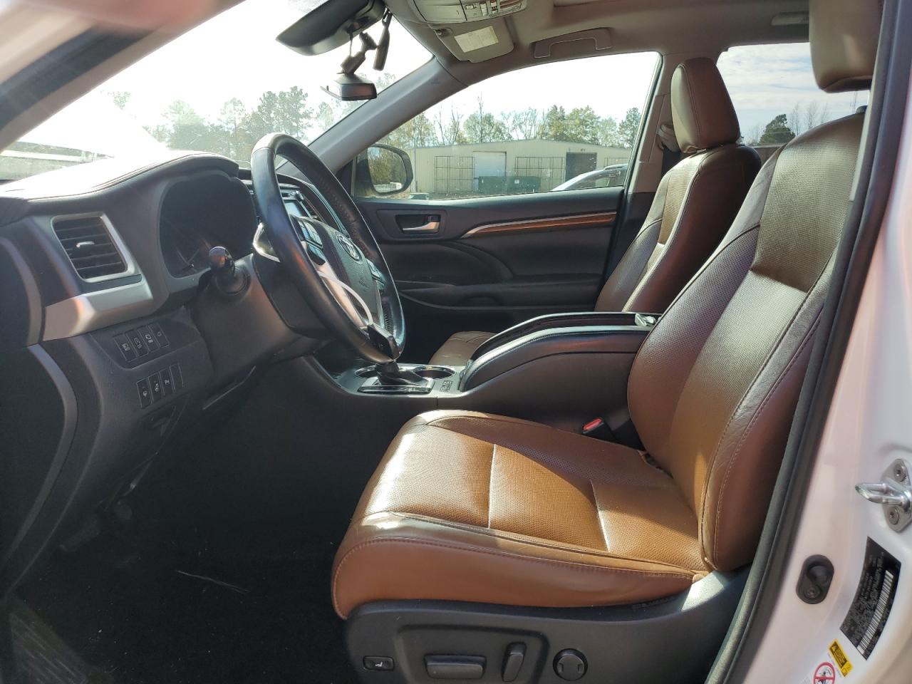 2018 Toyota Highlander VIN 5TDDZRFH0JS860200 Copart auction photo, front end / hail damage thumbnail 7