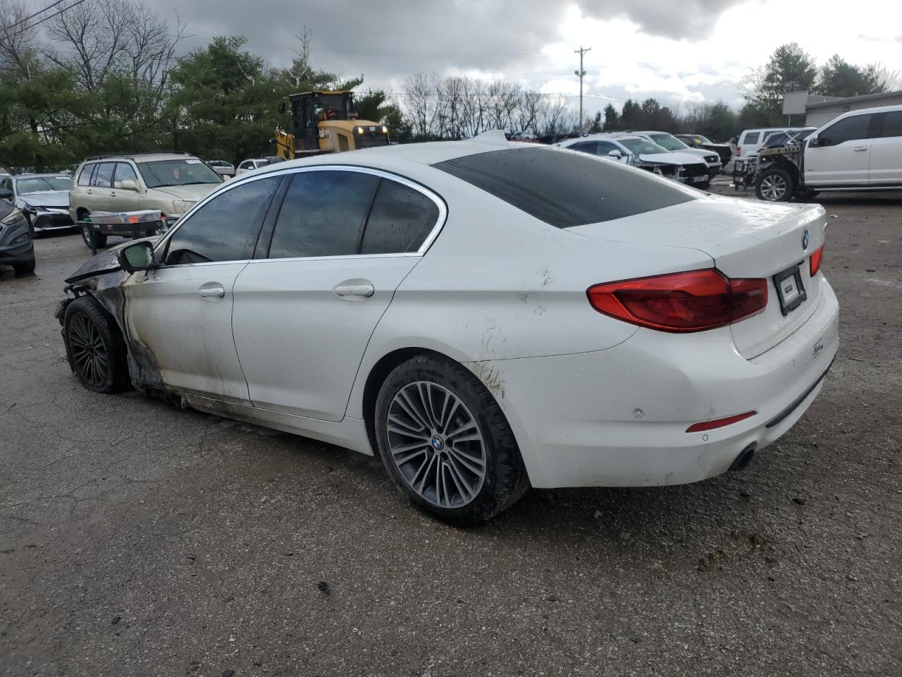 2020 BMW 5er VIN WBAJR3C01LCD59822 Copart auction photo, burn - engine / front end damage thumbnail 2