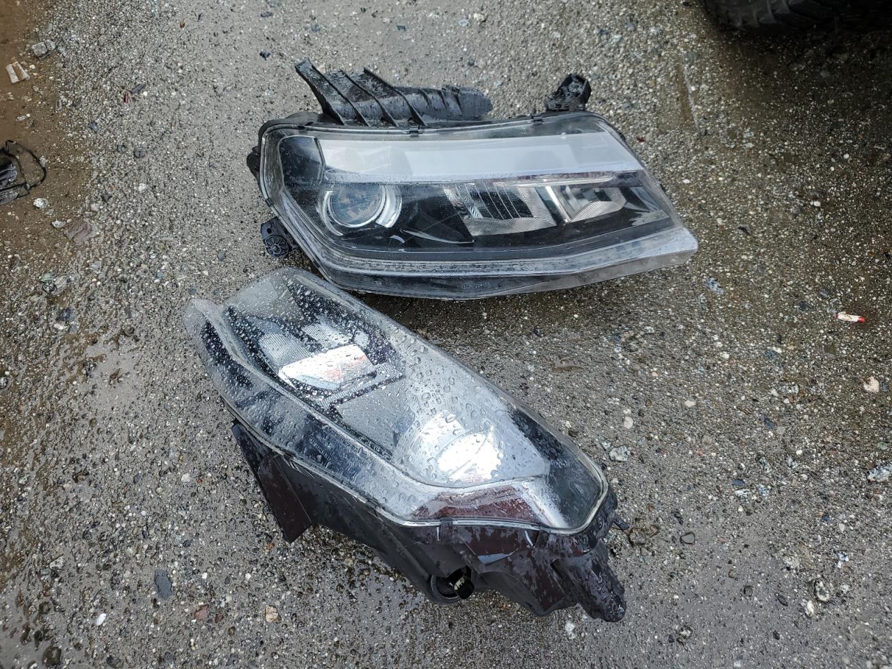 2018 Chevrolet Camaro VIN 1G1FB3DX4J0121671 Copart auction photo, front end damage thumbnail 14