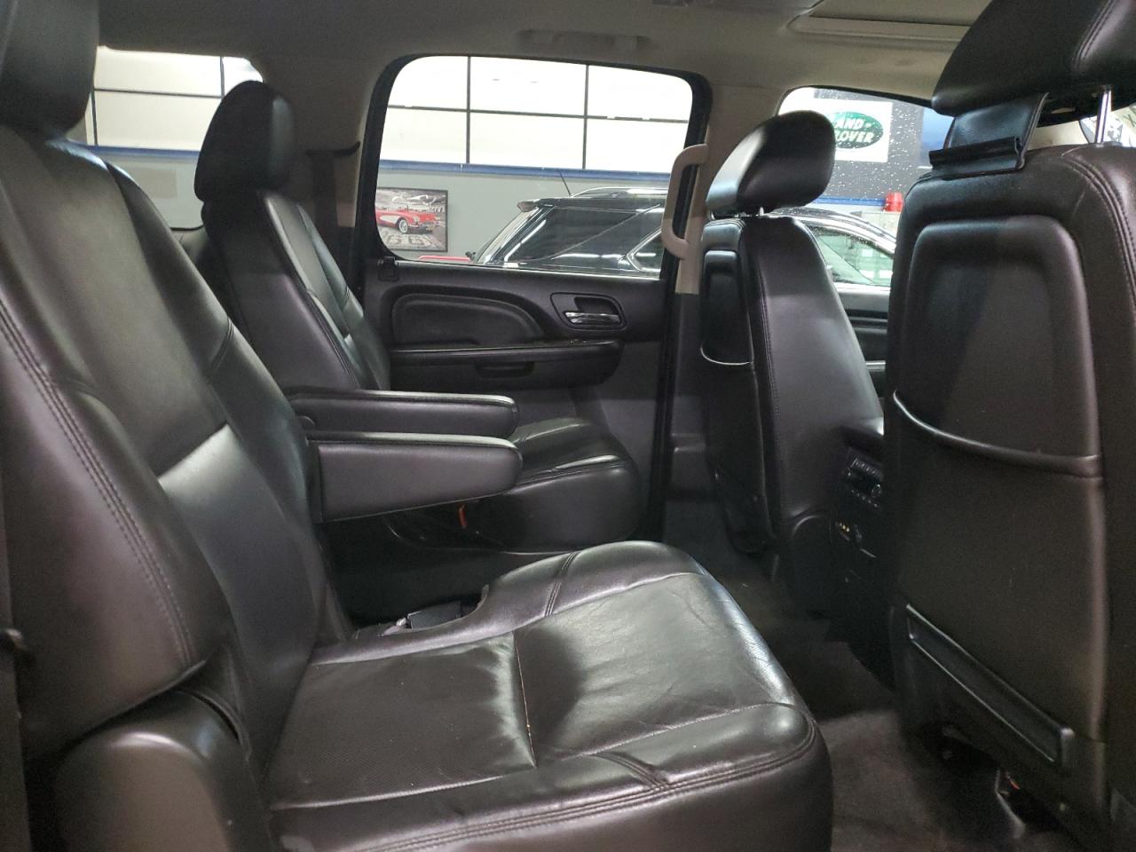 2013 GMC Yukon VIN 1GKS2MEF6DR274557 Copart auction photo, minor dent/scratches damage thumbnail 11