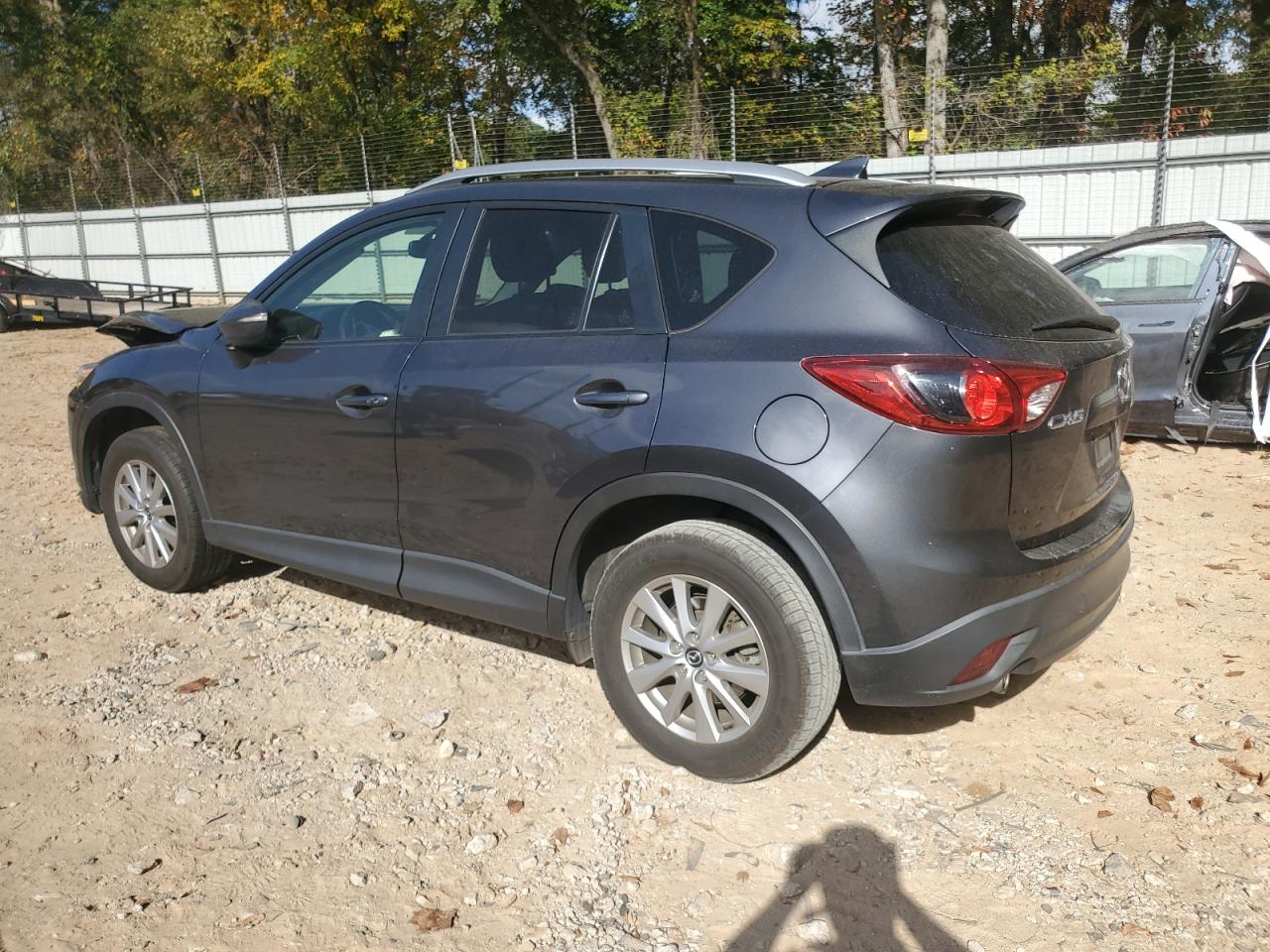 2016 Mazda CX-5 VIN JM3KE2CY8G0693425 Copart auction photo, front end damage thumbnail 2