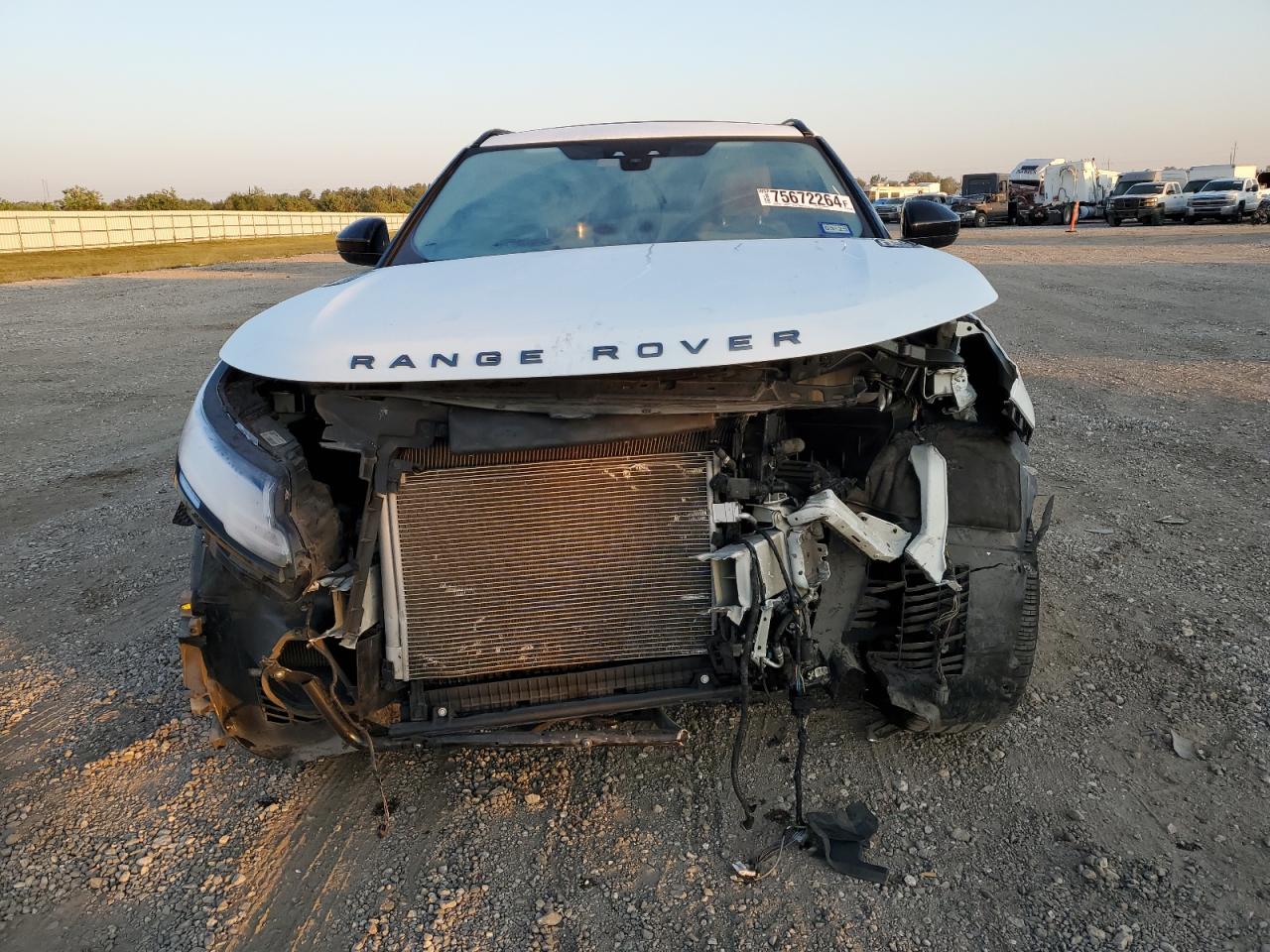 2019 Land Rover Range Rover VIN SALYL2EX2KA793836 Copart auction photo, front end / undercarriage damage thumbnail 5