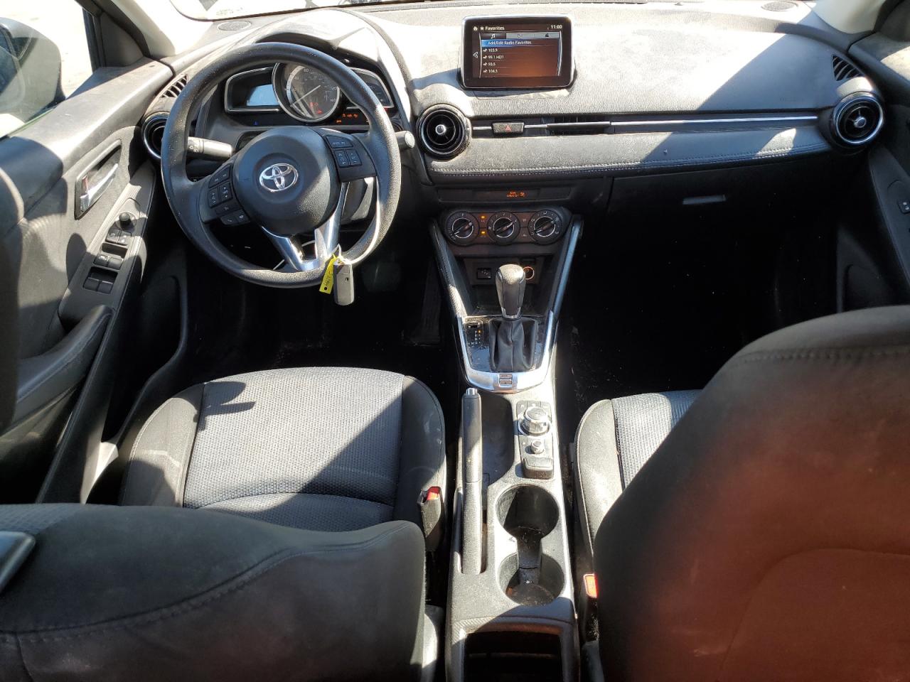 2018 Toyota Yaris VIN 3MYDLBYV6JY305306 Copart auction photo, front end / rear end damage thumbnail 8