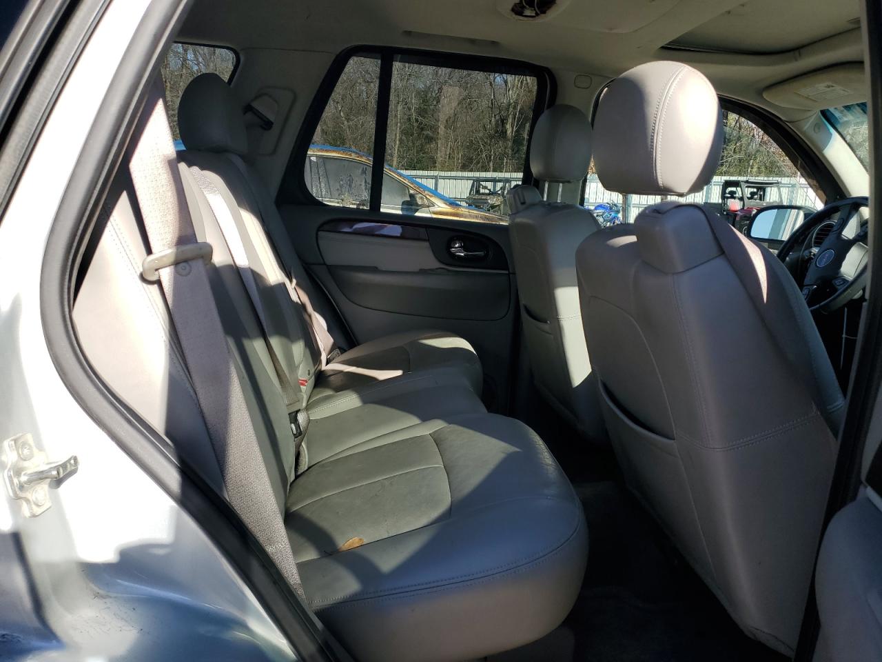 2007 GMC Envoy VIN 1GKDS13S972159505 Copart auction photo, front end / side damage thumbnail 11