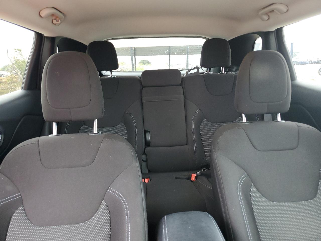 2019 Jeep Grand Cherokee VIN 1C4PJLCB7KD215431 Copart auction photo, front end damage thumbnail 10