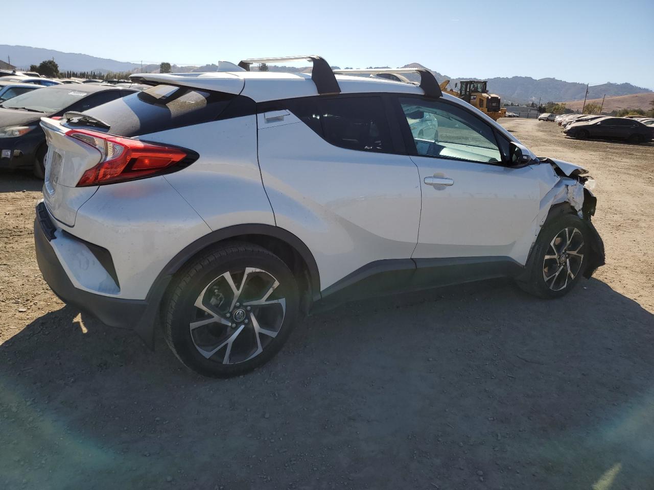 2018 Toyota C-HR VIN NMTKHMBX7JR017071 Copart auction photo, front end damage thumbnail 3
