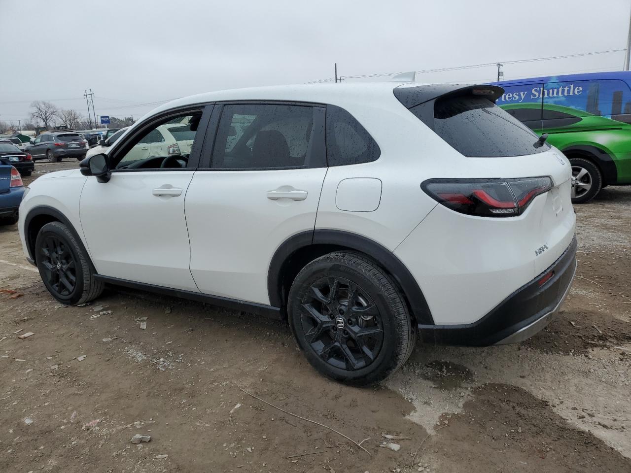 2024 Honda HR-V VIN 3CZRZ2H55RM743444 Copart auction photo, side / minor dent/scratches damage thumbnail 2