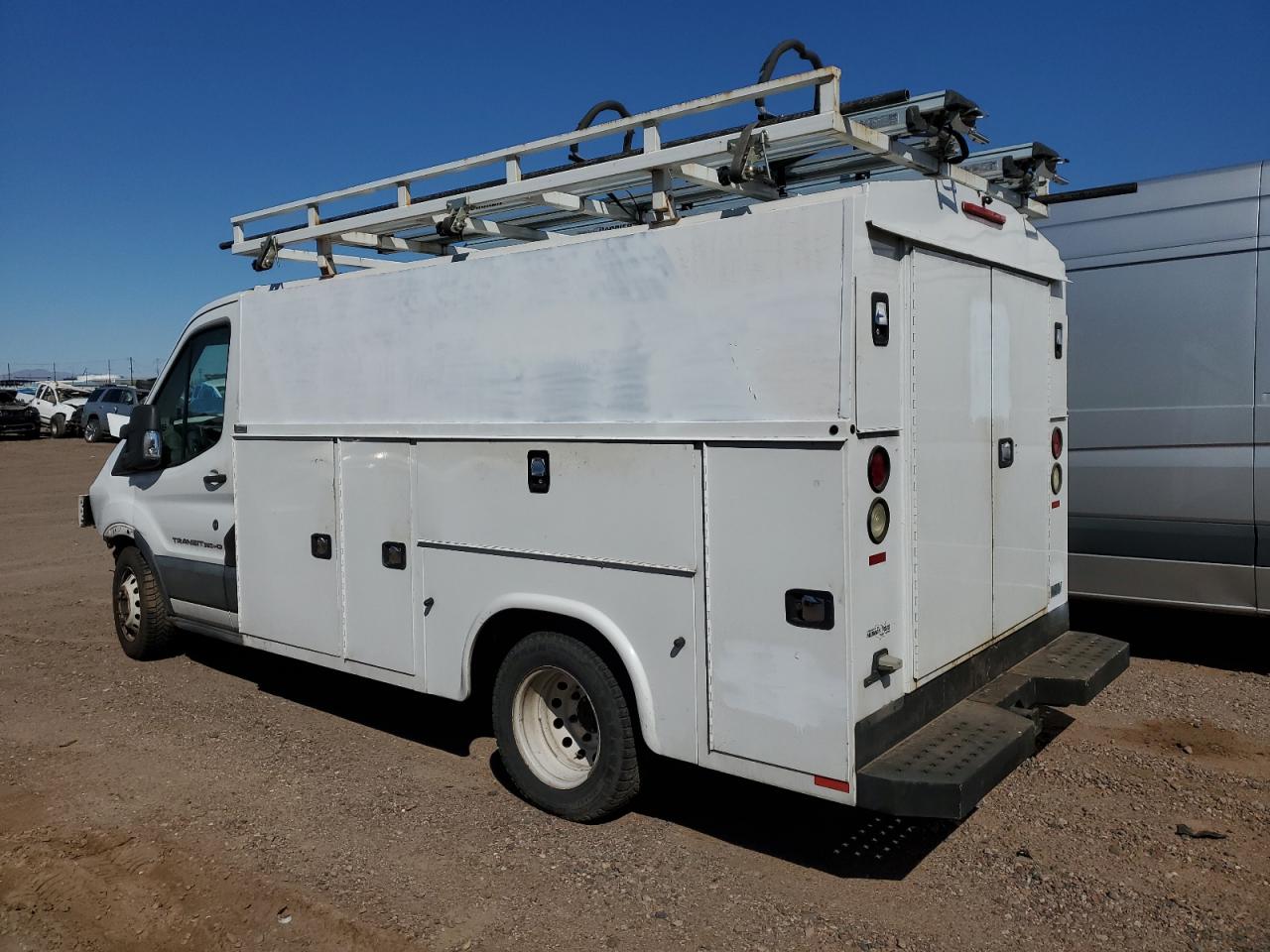 2015 Ford Transit VIN 1FDBF6PM3FKB16644 Copart auction photo, front end damage thumbnail 2