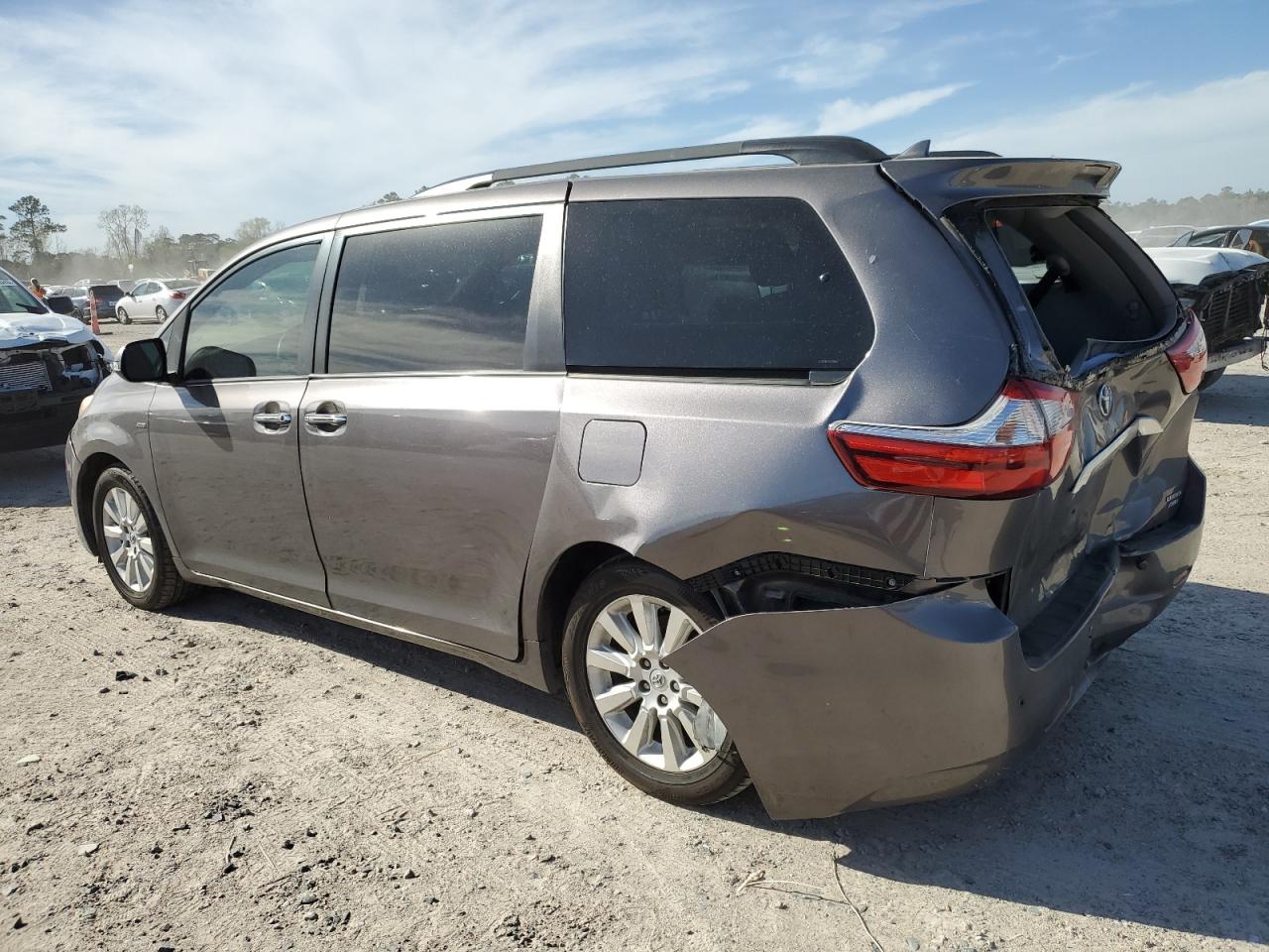 2016 Toyota Sienna VIN 5TDDK3DC9GS139990 Copart auction photo, rear end / front end damage thumbnail 2