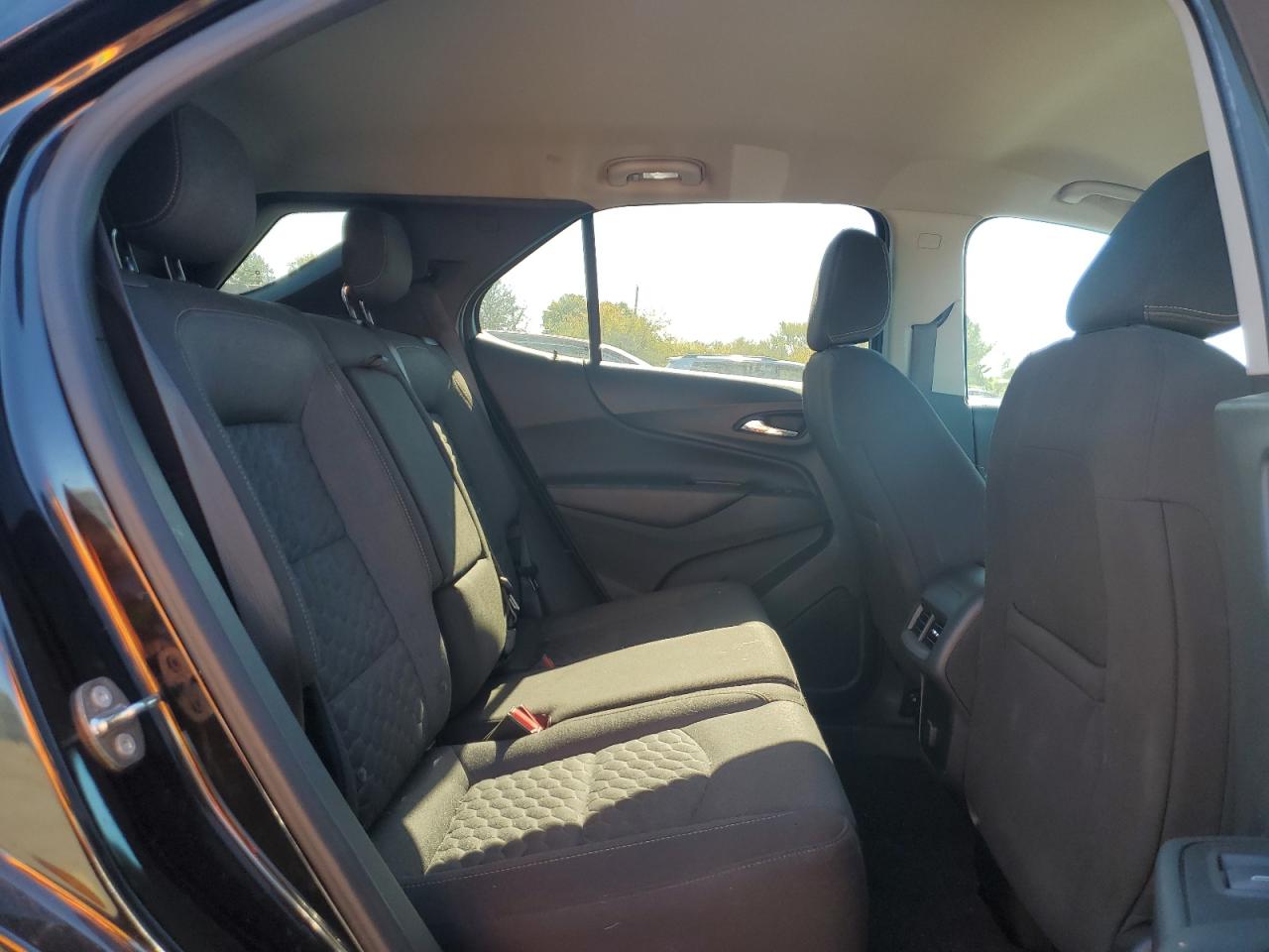 2018 Chevrolet Equinox VIN 2GNAXSEV3J6244919 Copart auction photo, rear end / side damage thumbnail 11