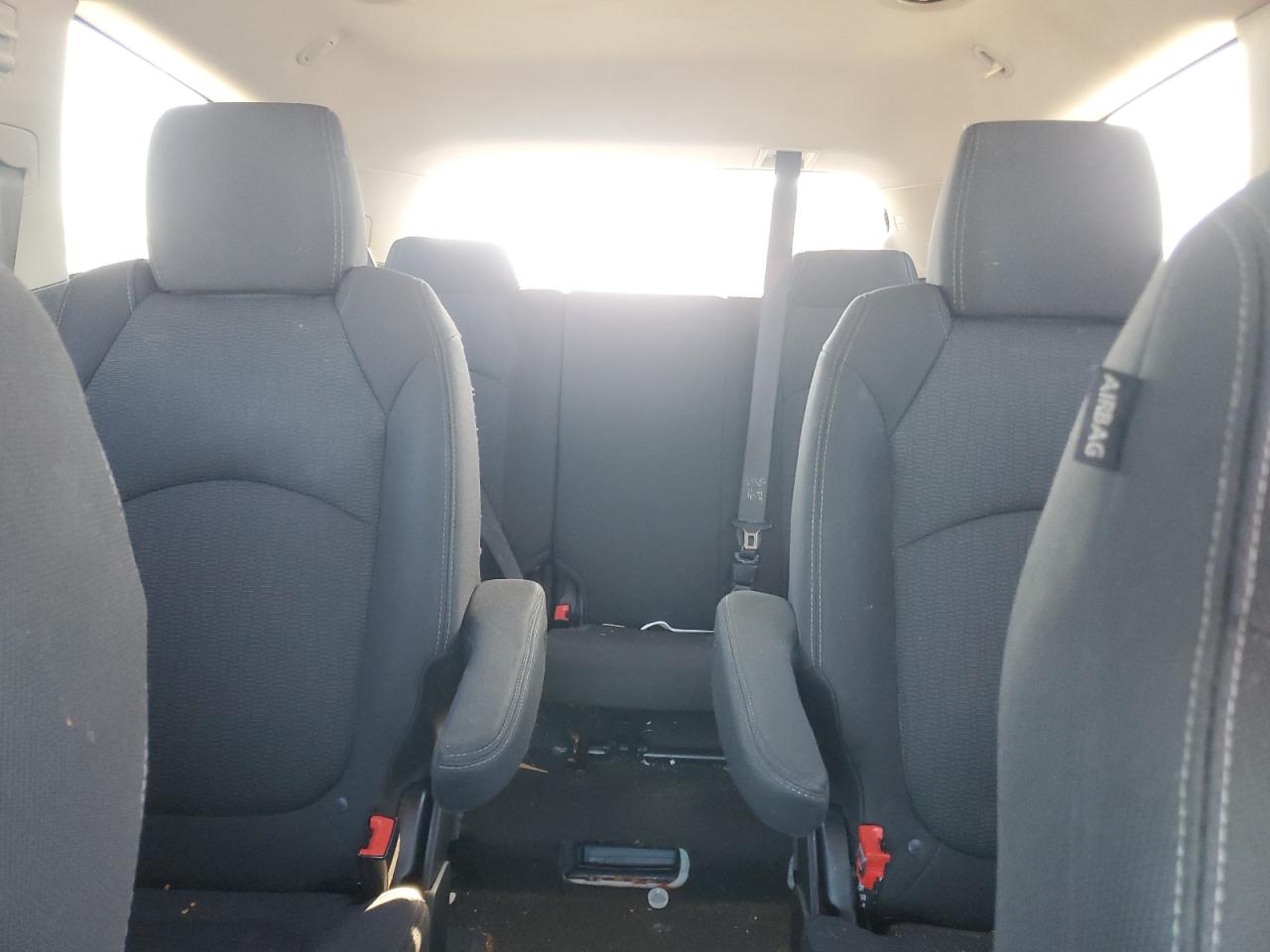 2016 Chevrolet Traverse VIN 1GNKVHKD1GJ327995 Copart auction photo, minor dent/scratches damage thumbnail 10