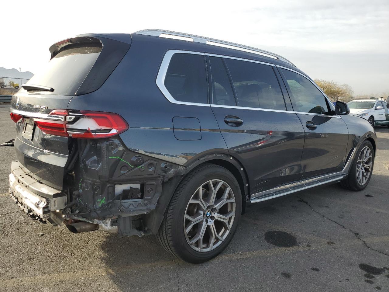2020 BMW X7 VIN 5UXCW2C0XL9B35667 Copart auction photo, all over damage thumbnail 3