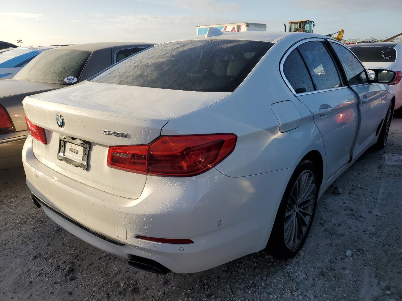 2020 BMW 5er VIN WBAJS1C09LCD37446 Copart auction photo, water/flood damage thumbnail 3