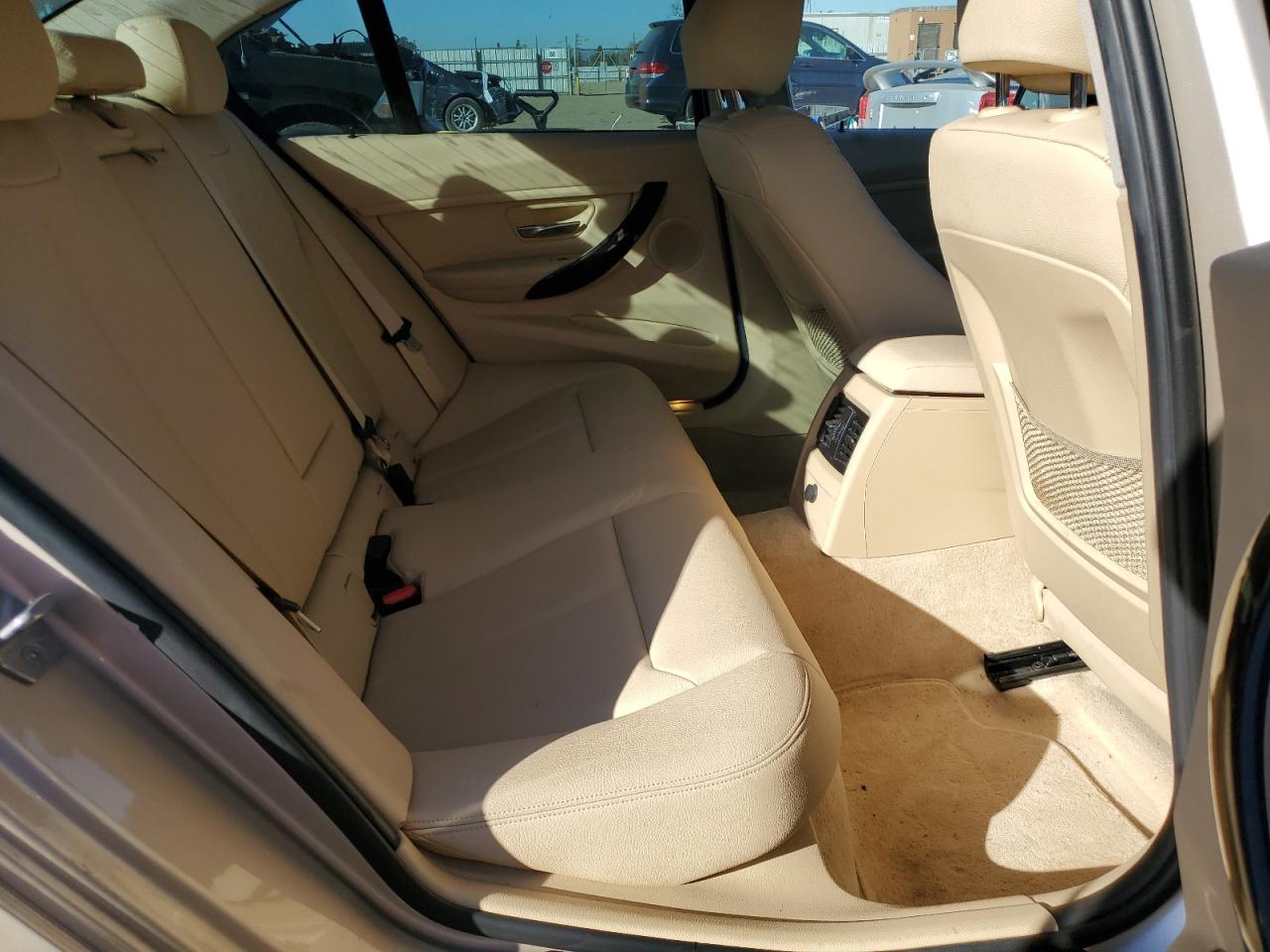 2015 BMW 3er VIN WBA3A5C53FP604041 Copart auction photo, rear end damage thumbnail 10