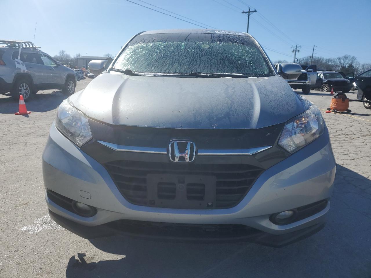 2017 Honda HR-V VIN 3CZRU5H53HM702342 Copart auction photo, front end damage thumbnail 5