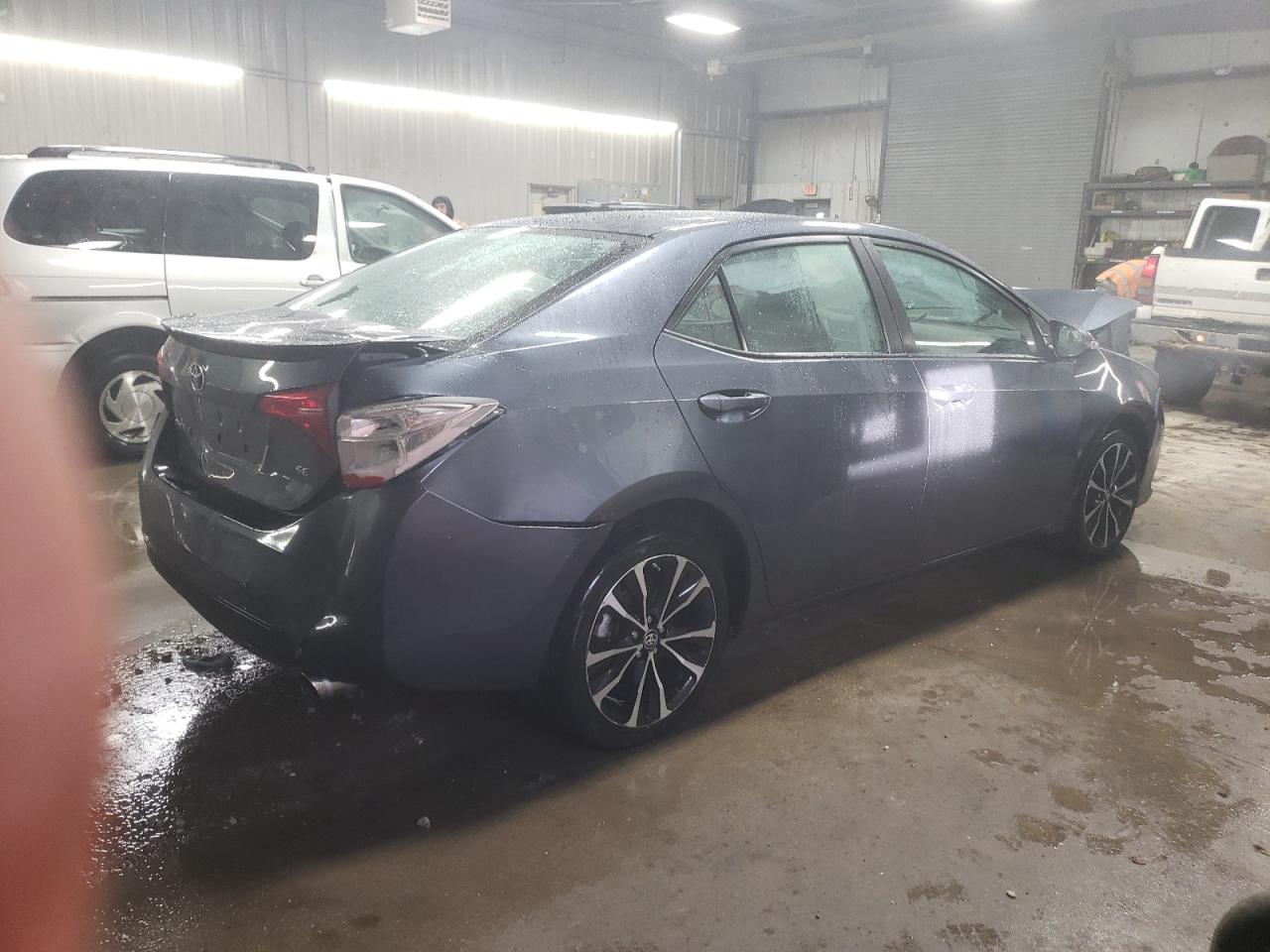 2018 Toyota Corolla VIN 2T1BURHEXJC067861 Copart auction photo, front end / rear end damage thumbnail 3