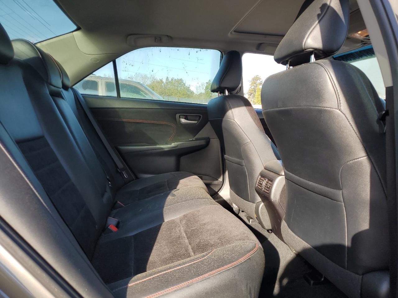 2015 Toyota Camry VIN 4T1BK1FK9FU028541 Copart auction photo, rear end damage thumbnail 10