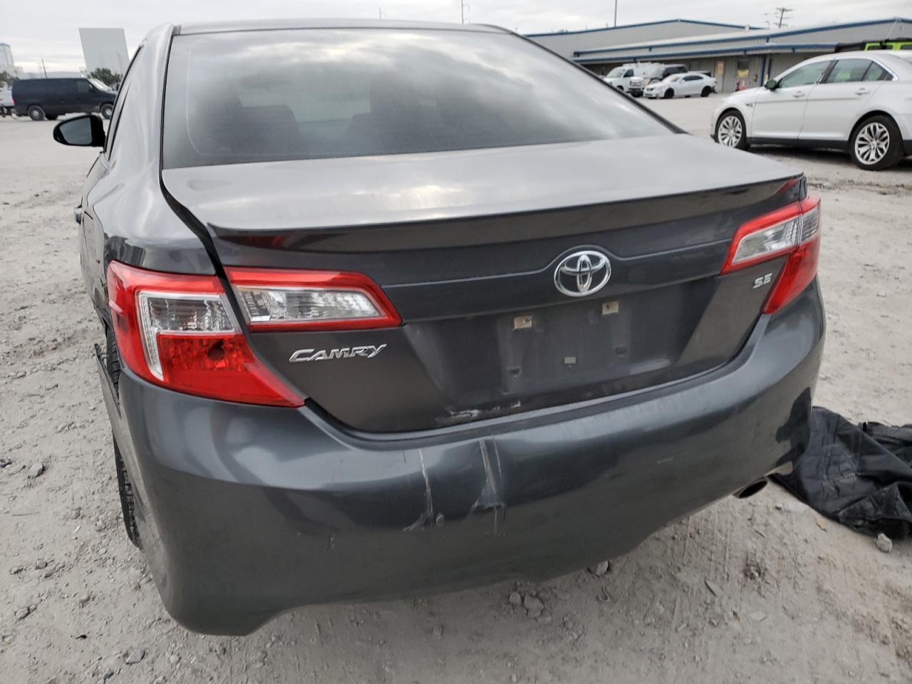 2014 Toyota Camry VIN 4T1BF1FK2EU406945 Copart auction photo, side damage thumbnail 6