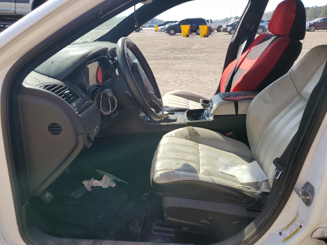 2019 Chrysler 300 VIN 2C3CCABG9KH565158 Copart auction photo, stripped damage thumbnail 7