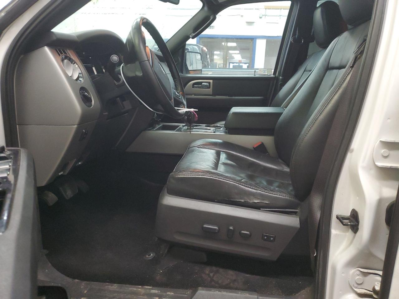 2014 Ford Expedition VIN 1FMJK2A56EEF25512 Copart auction photo, front end damage thumbnail 7