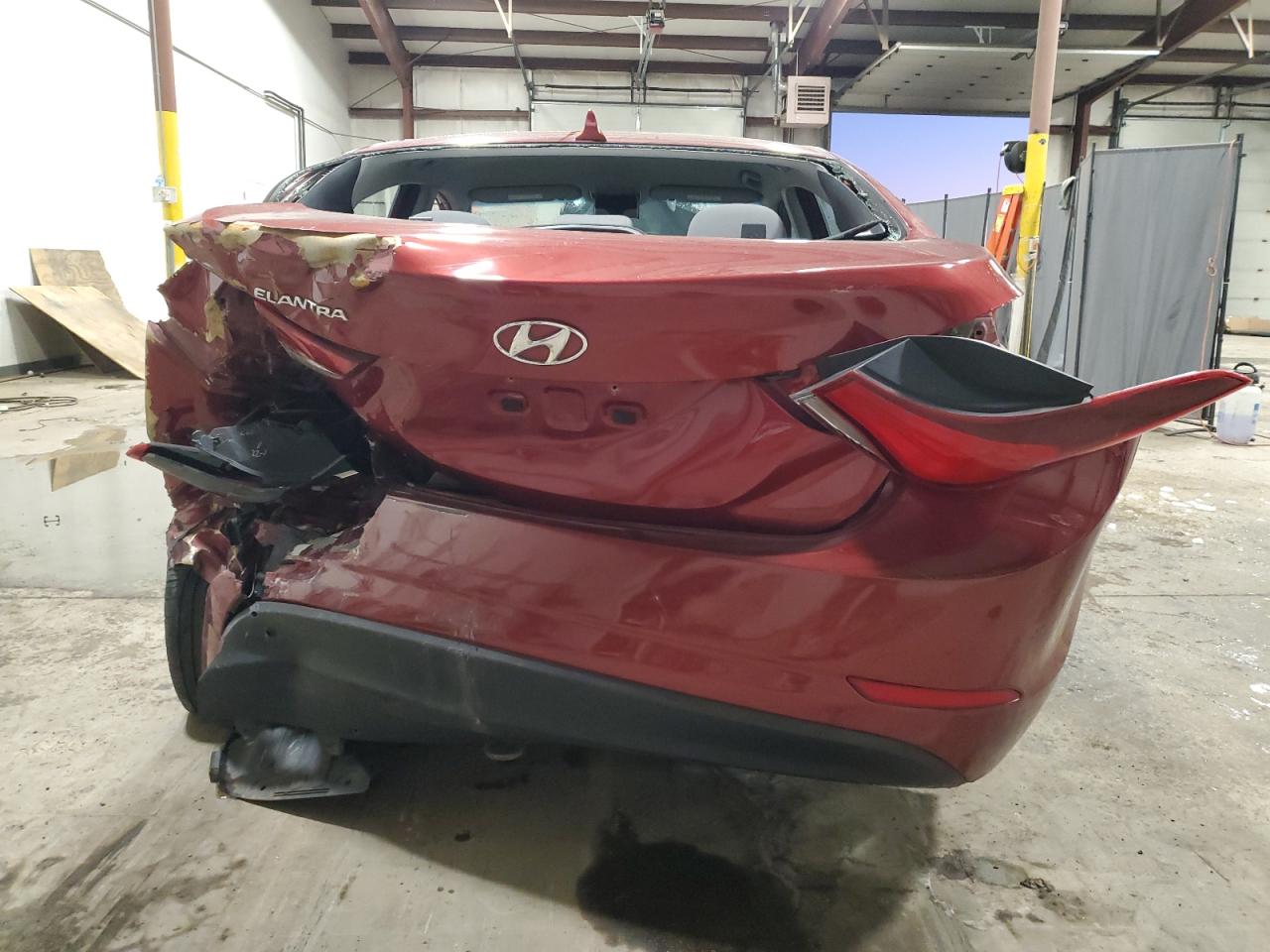 2015 Hyundai Elantra VIN 5NPDH4AE6FH567448 Copart auction photo, rear end / side damage thumbnail 6