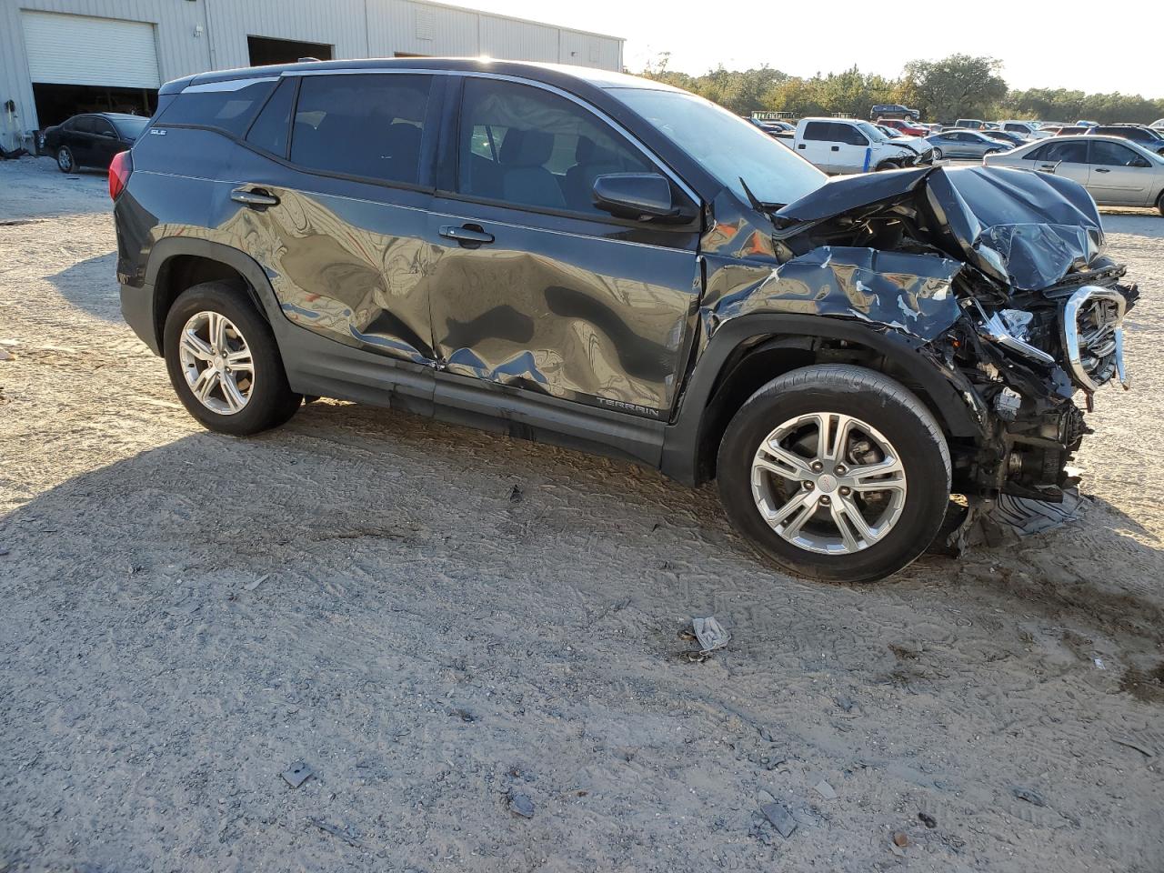 2018 GMC Terrain VIN 3GKALMEV1JL204872 Copart auction photo, all over damage thumbnail 4