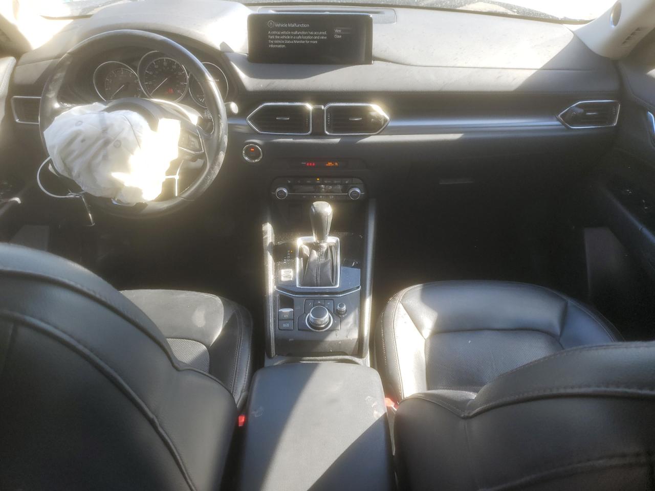 2021 Mazda CX-5 VIN JM3KFBCM0M1462521 Copart auction photo, front end / minor dent/scratches damage thumbnail 8