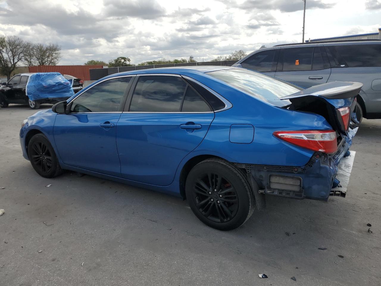 2017 Toyota Camry VIN 4T1BF1FK6HU680783 Copart auction photo, rear end damage thumbnail 2