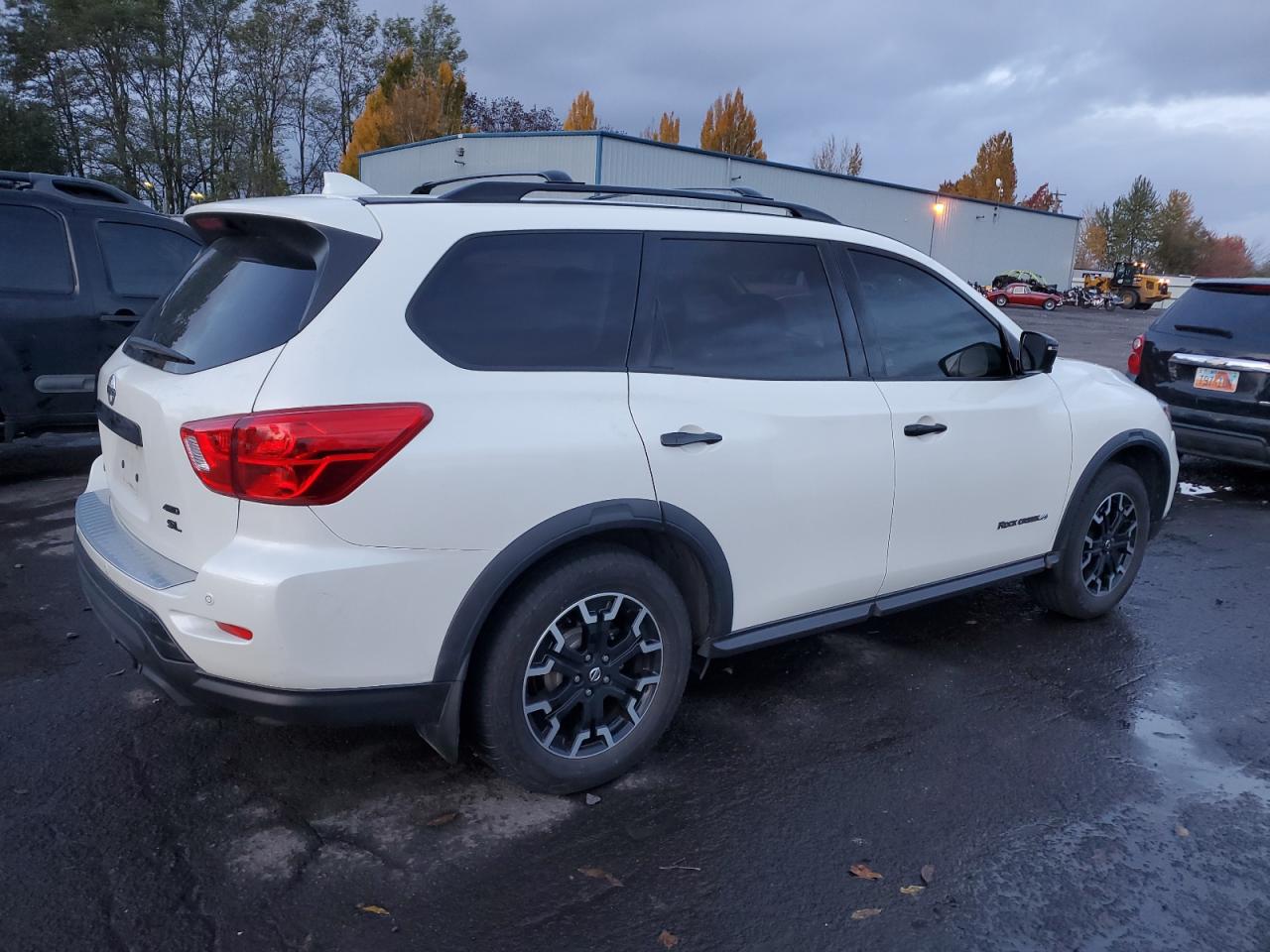 2019 Nissan Pathfinder VIN 5N1DR2MM7KC649968 Copart auction photo, front end damage thumbnail 3
