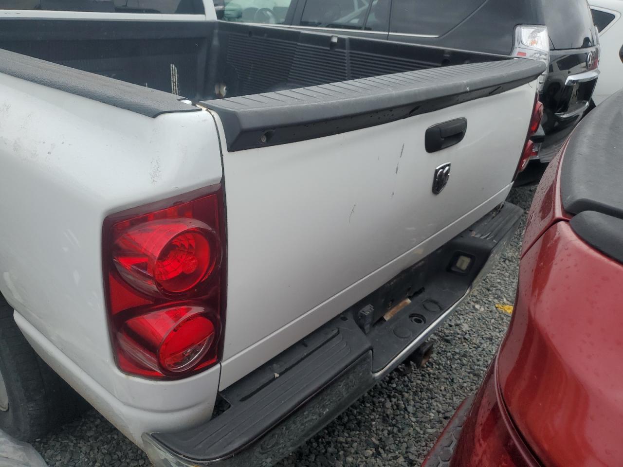 2007 Dodge RAM VIN 1D7HA18217S256910 Copart auction photo, minor dent/scratches damage thumbnail 6