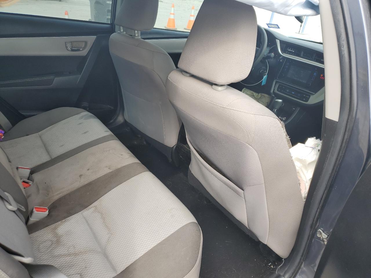 2018 Toyota Corolla VIN 5YFBURHE6JP788601 Copart auction photo, front end / minor dent/scratches damage thumbnail 10