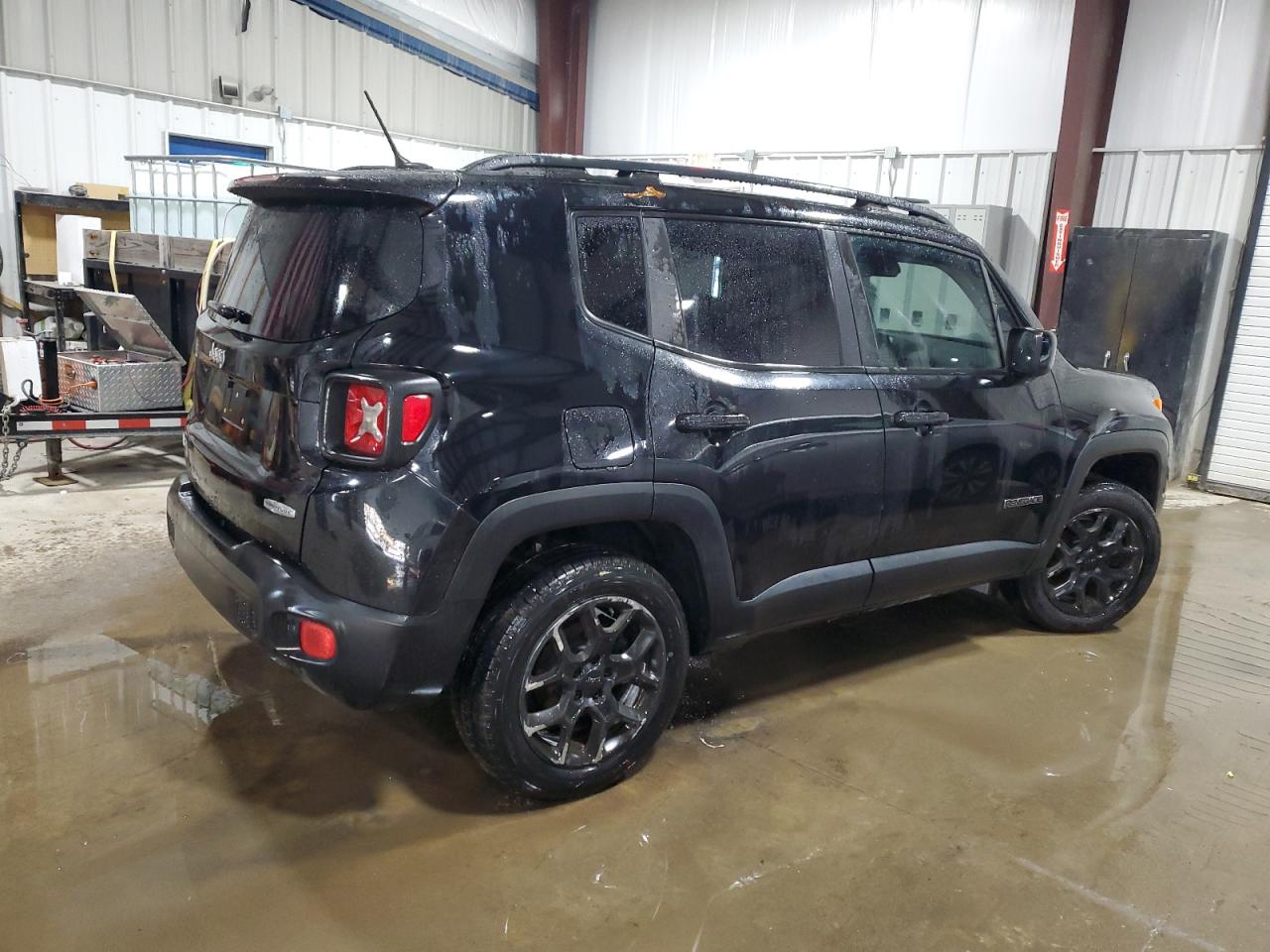 2015 Jeep Renegade VIN ZACCJBBT0FPB55778 Copart auction photo, front end / side damage thumbnail 3